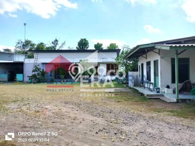 LOKASI PREMIUM! Gudang di Badas, Luas 840m2m², Jalan Utama, Kawasan Bisnis LOKASI PREMIUM! Gudang di Badas, Luas 840m2m², Jalan Utama, Kawasan Bisnis