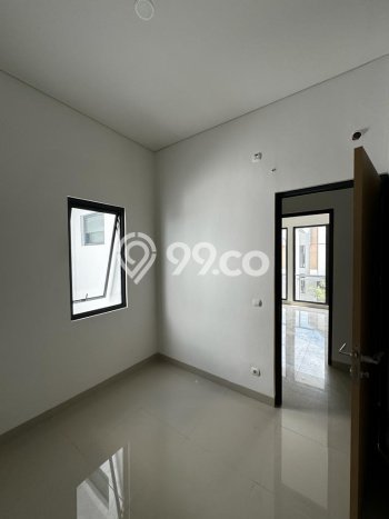 Jarang Ada! Rumah Sewa 4 Kamar Nyaman Siap Huni BSD City Jarang Ada! Rumah Sewa 4 Kamar Nyaman Siap Huni BSD City