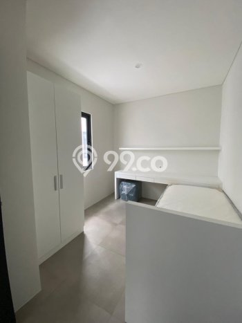 Rumah Modern 2 KT di BSD City Tangerang Full Furnished Rumah Modern 2 KT di BSD City Tangerang Full Furnished