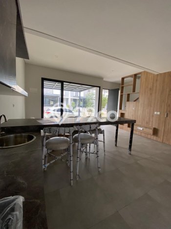 Rumah Modern 2 KT di BSD City Tangerang Full Furnished Rumah Modern 2 KT di BSD City Tangerang Full Furnished