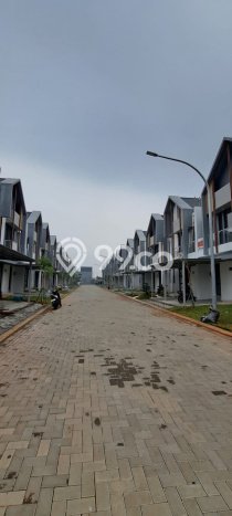 Rumah Kontrakan Tangerang LT 84m2 LB 166m2 Area BSD City Rumah Kontrakan Tangerang LT 84m2 LB 166m2 Area BSD City