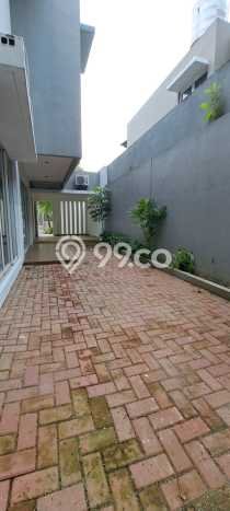 NEW LISTING! Rumah di BSD City, Siap Huni, 4 KT, Akses BSD City, Tangerang, Tangerang, Luas 300m² LB 275m² NEW LISTING! Rumah di BSD City, Siap Huni, 4 KT, Akses BSD City, Tangerang, Tangerang, Luas 300m² LB 275m²