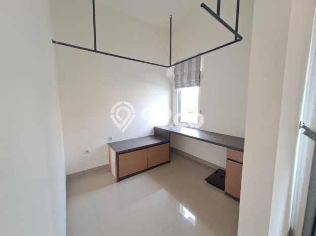 Rumah Luxury Modern Tanpa Renovasi di Alam Sutera Tangerang Rumah Luxury Modern Tanpa Renovasi di Alam Sutera Tangerang