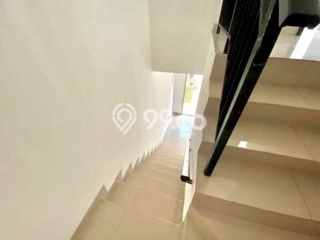 Rumah Luas Asri 2 KT Siap Pakai di Pantai Indah Kapuk 2 Jakarta Utara Rumah Luas Asri 2 KT Siap Pakai di Pantai Indah Kapuk 2 Jakarta Utara