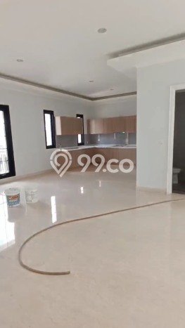 Rumah Mewah LB 390m2 Siap Pakai Desain Elegan di Alam Sutera, Tangerang Rumah Mewah LB 390m2 Siap Pakai Desain Elegan di Alam Sutera, Tangerang
