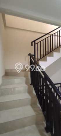 Rumah Luxury Modern Tanpa Renovasi di Tanjung Duren Jakarta Barat Rumah Luxury Modern Tanpa Renovasi di Tanjung Duren Jakarta Barat