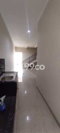 Rumah Luxury Modern Tanpa Renovasi di Tanjung Duren Jakarta Barat Rumah Luxury Modern Tanpa Renovasi di Tanjung Duren Jakarta Barat
