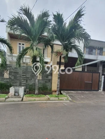 Siap Huni Rumah Mewah 6 Kamar di Jatinegara Dekat ke Mana Saja Siap Huni Rumah Mewah 6 Kamar di Jatinegara Dekat ke Mana Saja