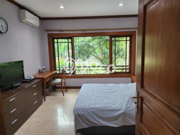 Ready to Use! Luxury House LT 350m2 Desain Modern di Ancol Ready to Use! Luxury House LT 350m2 Desain Modern di Ancol