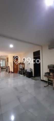 Hunian Elit LB 180m2 Siap Huni Desain Elegan di Intercon, Jakarta Barat Hunian Elit LB 180m2 Siap Huni Desain Elegan di Intercon, Jakarta Barat