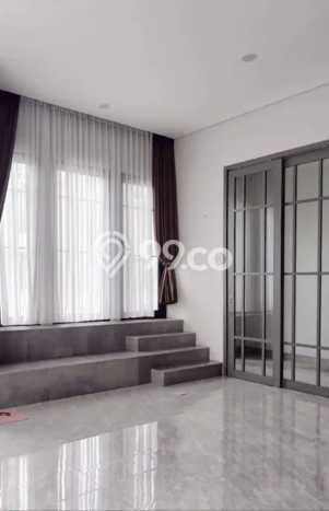 Ready to Use! Luxury House LT 120m2 Desain Modern di BSD Green Wich Ready to Use! Luxury House LT 120m2 Desain Modern di BSD Green Wich