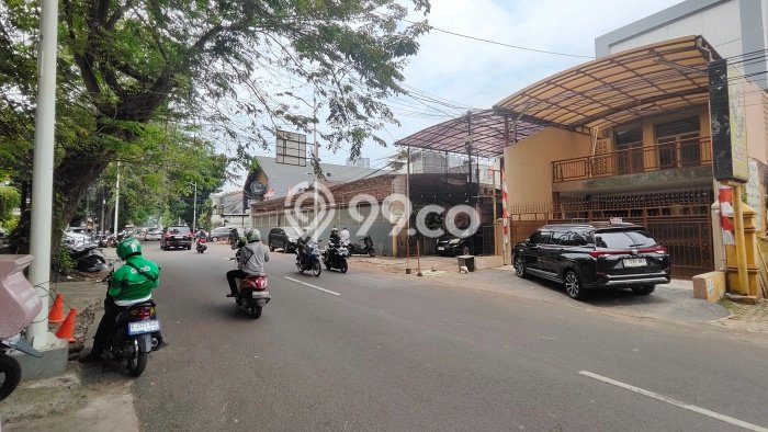 Disewakan Rumah Konsep Modern di Tebet Jakarta Selatan dengan 3 KT Disewakan Rumah Konsep Modern di Tebet Jakarta Selatan dengan 3 KT