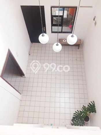 Disewakan! Rumah 4 Kamar Tidur &
2 Kamar Mandi di Pungkur, Bandung Disewakan! Rumah 4 Kamar Tidur &
2 Kamar Mandi di Pungkur, Bandung