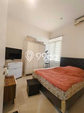 Rumah Minimalis 3 Kamar LT 135m2 di Taman Kopo Indah Rumah Minimalis 3 Kamar LT 135m2 di Taman Kopo Indah