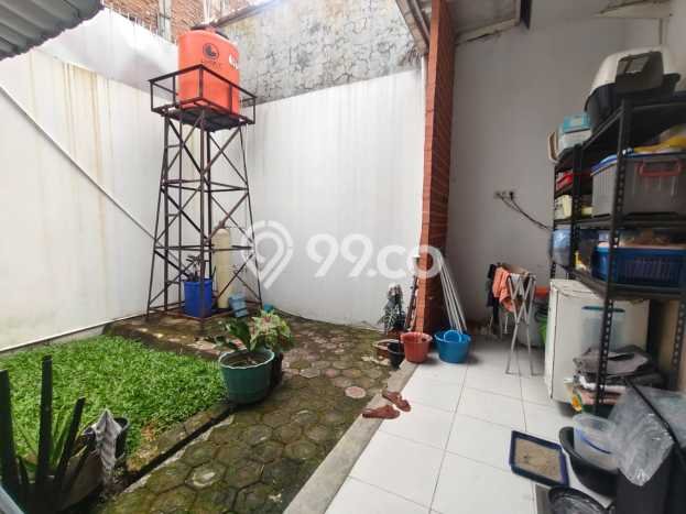 Rumah Minimalis 3 Kamar LT 135m2 di Taman Kopo Indah Rumah Minimalis 3 Kamar LT 135m2 di Taman Kopo Indah