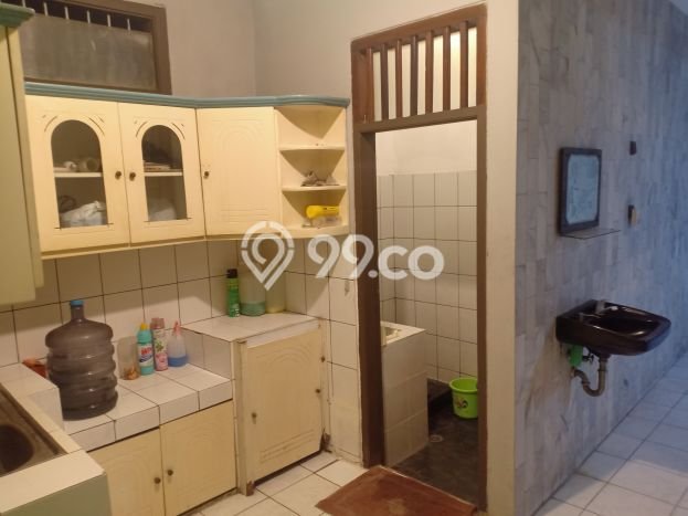 Rumah Modern Minimalis 5 Kamar Bisa Langsung Pindah di Dayeuhkolot Rumah Modern Minimalis 5 Kamar Bisa Langsung Pindah di Dayeuhkolot