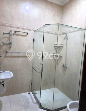 HUNIAN PILIHAN! Rumah area , LT 275m2m² Bangunan 280m2m² HUNIAN PILIHAN! Rumah area , LT 275m2m² Bangunan 280m2m²