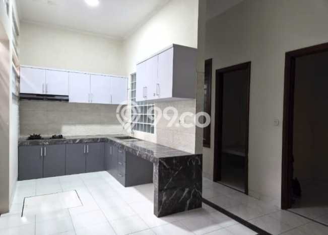 HUNIAN PILIHAN! Rumah area , LT 275m2m² Bangunan 280m2m² HUNIAN PILIHAN! Rumah area , LT 275m2m² Bangunan 280m2m²