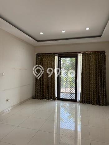 BEST CHOICE! Rumah kawasan Bojongloa Kidul, 4 KM, Dekat Sekolah, LT 223m² Bangunan 360m² BEST CHOICE! Rumah kawasan Bojongloa Kidul, 4 KM, Dekat Sekolah, LT 223m² Bangunan 360m²