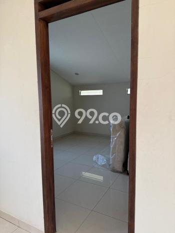 BEST CHOICE! Rumah kawasan Bojongloa Kidul, 4 KM, Dekat Sekolah, LT 223m² Bangunan 360m² BEST CHOICE! Rumah kawasan Bojongloa Kidul, 4 KM, Dekat Sekolah, LT 223m² Bangunan 360m²