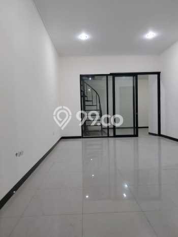 Rumah sewa siap huni 3 KT di Taman Kopo Indah, Bandung Rumah sewa siap huni 3 KT di Taman Kopo Indah, Bandung