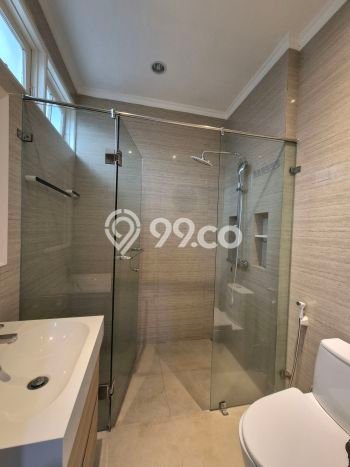 Disewakan! Rumah 2 Kamar Tidur &
2 Kamar Mandi di Lebak Bulus, Jakarta Selatan Disewakan! Rumah 2 Kamar Tidur &
2 Kamar Mandi di Lebak Bulus, Jakarta Selatan