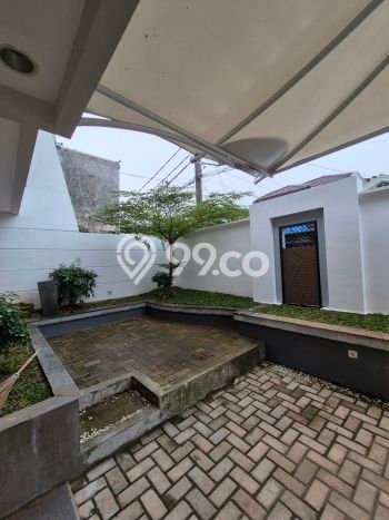 Disewakan! Rumah 3 Kamar Tidur &
3 Kamar Mandi di Lebak Bulus, Jakarta Selatan Disewakan! Rumah 3 Kamar Tidur &
3 Kamar Mandi di Lebak Bulus, Jakarta Selatan