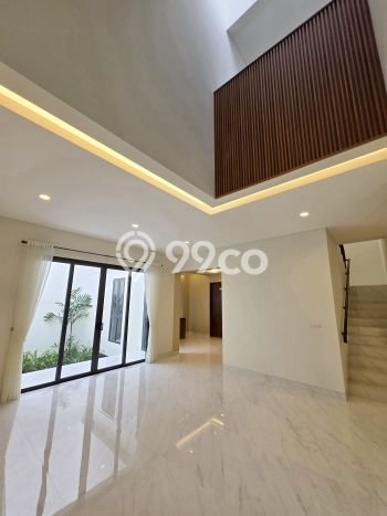 Rumah Mewah LB 400m2 Siap Pakai Desain Elegan di Pondok Indah, Jakarta Selatan Rumah Mewah LB 400m2 Siap Pakai Desain Elegan di Pondok Indah, Jakarta Selatan