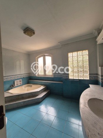 Hunian Elit LB 400m2 Siap Huni Desain Elegan di Lebak Bulus, Jakarta Selatan Hunian Elit LB 400m2 Siap Huni Desain Elegan di Lebak Bulus, Jakarta Selatan