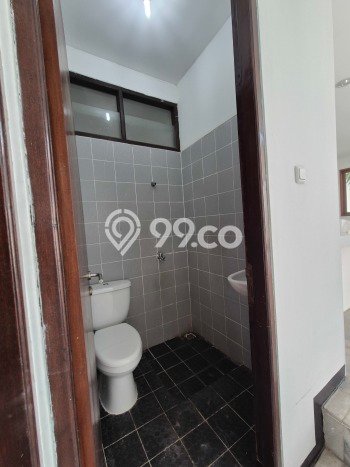 Dijual Rumah Luas Megah Dengan View Eksklusif di Lebak Bulus, Jakarta Selatan Dijual Rumah Luas Megah Dengan View Eksklusif di Lebak Bulus, Jakarta Selatan