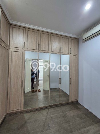 Disewakan! Rumah 2 Kamar Tidur &
2 Kamar Mandi di Lebak Bulus, Jakarta Selatan Disewakan! Rumah 2 Kamar Tidur &
2 Kamar Mandi di Lebak Bulus, Jakarta Selatan