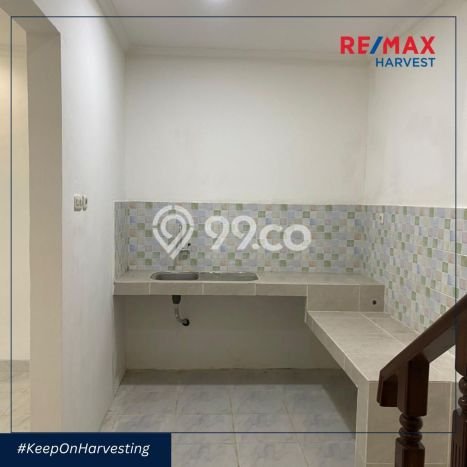 Jual Rumah Eksklusif 3 KT di Tanjung Duren, Jakarta Barat Jual Rumah Eksklusif 3 KT di Tanjung Duren, Jakarta Barat