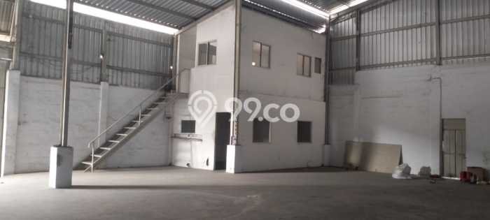 Unit Gudang Disewakan di Waru di Area Ramai & Strategis Unit Gudang Disewakan di Waru di Area Ramai & Strategis