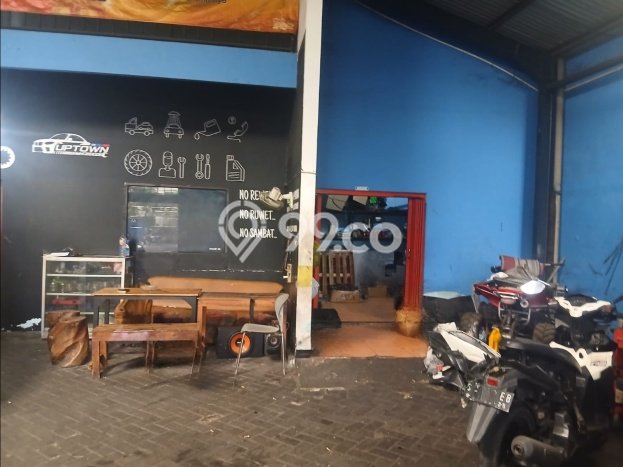 Gudang paling strategis disewakan di Rungkut Surabaya Gudang paling strategis disewakan di Rungkut Surabaya