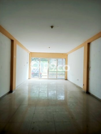 Disewakan Ruko di Pusat Kota Surabaya Ramai Strategis Disewakan Ruko di Pusat Kota Surabaya Ramai Strategis