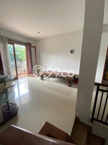 Jual Rumah Luas Megah Dengan View Eksklusif di Ciater, Tangerang Jual Rumah Luas Megah Dengan View Eksklusif di Ciater, Tangerang