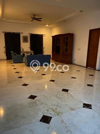 Rumah Mewah LB 600m2 Siap Pakai Desain Elegan di Cirendeu, Jakarta Selatan Rumah Mewah LB 600m2 Siap Pakai Desain Elegan di Cirendeu, Jakarta Selatan
