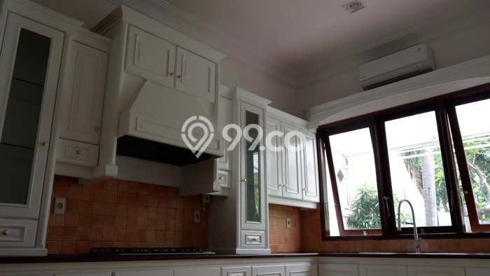 Rumah Elit Modern Tanpa Renovasi di Kemang Jakarta Selatan Rumah Elit Modern Tanpa Renovasi di Kemang Jakarta Selatan