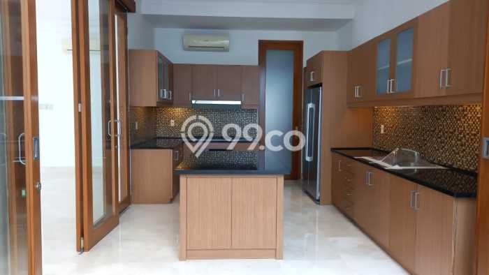 Sewa Rumah Harga Terjangkau di Kemang Jakarta Selatan dengan 4 KT Sewa Rumah Harga Terjangkau di Kemang Jakarta Selatan dengan 4 KT