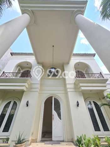 Hunian Bagus Disewakan di Kemang, Jakarta Selatan LT 750m2, LB 700m2 Hunian Bagus Disewakan di Kemang, Jakarta Selatan LT 750m2, LB 700m2