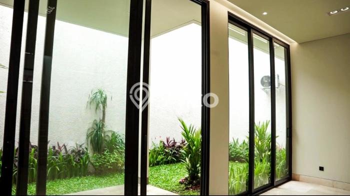 Hunian Mewah LB 289m2 Siap Huni Desain Elegan di Kemang, Jakarta Selatan Hunian Mewah LB 289m2 Siap Huni Desain Elegan di Kemang, Jakarta Selatan
