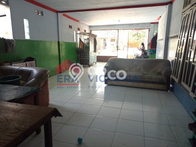 Dijual Rumah 5 Kamar Lokasi Strategis Bagus dan Strategis di Kras Dijual Rumah 5 Kamar Lokasi Strategis Bagus dan Strategis di Kras