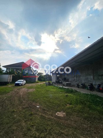 Gudang Dijual di Pesantren Kediri dengan LB 2800m2 Gudang Dijual di Pesantren Kediri dengan LB 2800m2