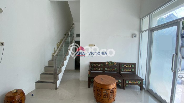 Rumah Modern Cantik 3 KT Bisa Langsung Pindah di Ngasem Rumah Modern Cantik 3 KT Bisa Langsung Pindah di Ngasem