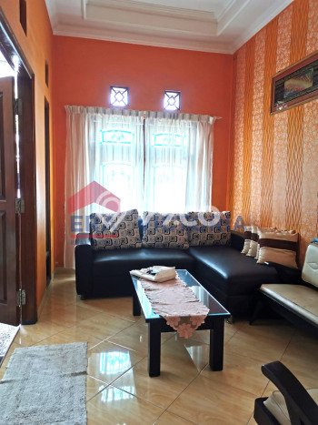 Rumah Strategis Modern Lb 250m2 di Mojoroto, Kediri Rumah Strategis Modern Lb 250m2 di Mojoroto, Kediri