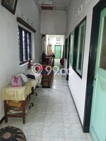Unit Ruko Dijual di Kediri LT 200m2 & LB 400m2 Unit Ruko Dijual di Kediri LT 200m2 & LB 400m2