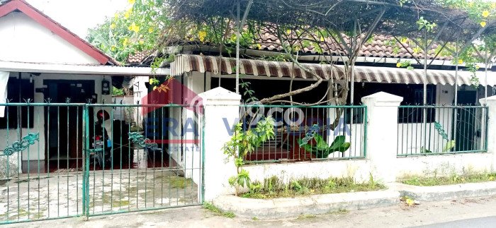 Dijual Hunian Rumah Nyaman 6 Kamar di Kediri, Kediri Dijual Hunian Rumah Nyaman 6 Kamar di Kediri, Kediri