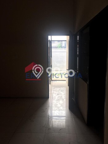 Unit Ruko Disewa Lokasi Mojoroto, Kediri Spesifikasi Luas Bangunan 180m2 Unit Ruko Disewa Lokasi Mojoroto, Kediri Spesifikasi Luas Bangunan 180m2