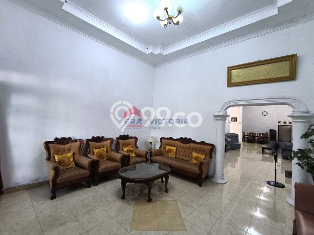Rumah Mewah LB 300m2 Siap Huni Desain Elegan di Kediri, Kediri Rumah Mewah LB 300m2 Siap Huni Desain Elegan di Kediri, Kediri