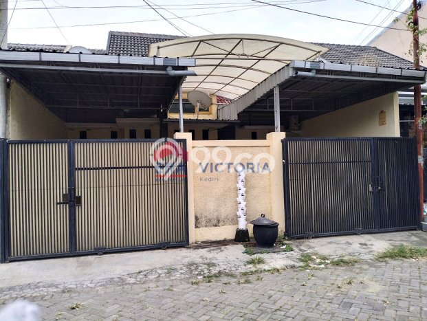 Jual Rumah Bagus Siap Huni LB 80m2 di Mojoroto, Kediri Jual Rumah Bagus Siap Huni LB 80m2 di Mojoroto, Kediri
